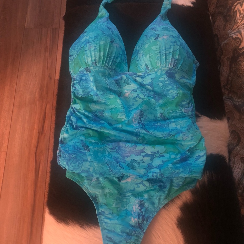 Ralph Lauren Teal & Turquoise Floral two piece tankini 🏖️
